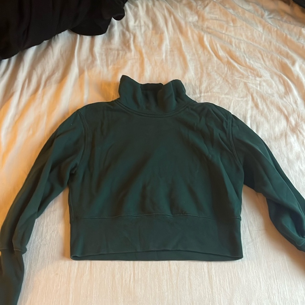 Cropped sweatshirt